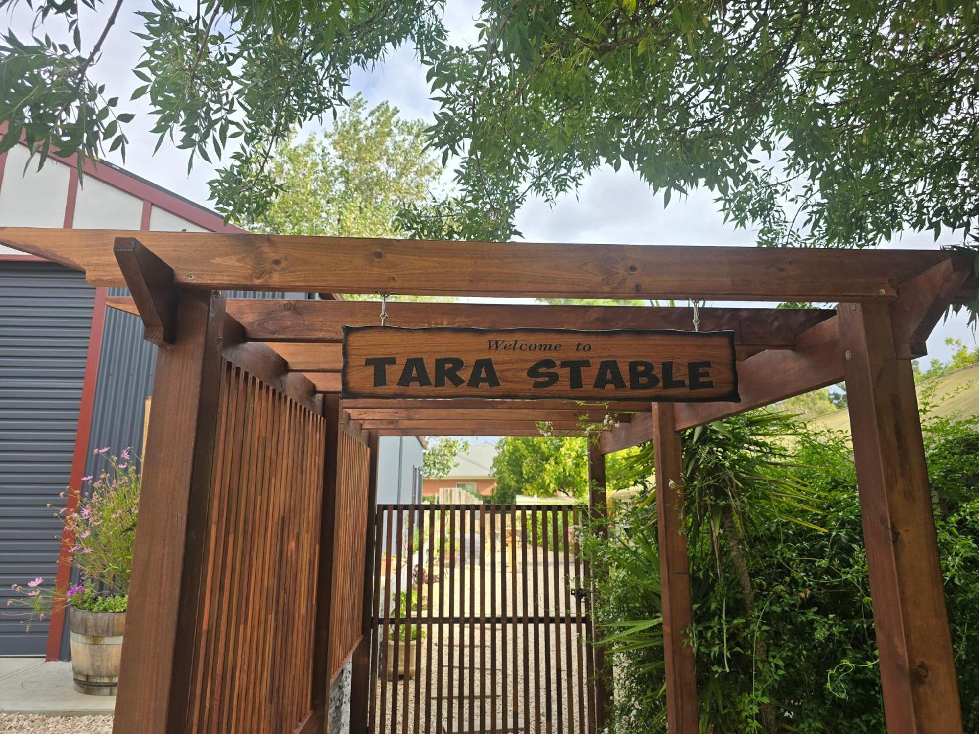 Tara Stables Villa Littlehampton Buitenkant foto